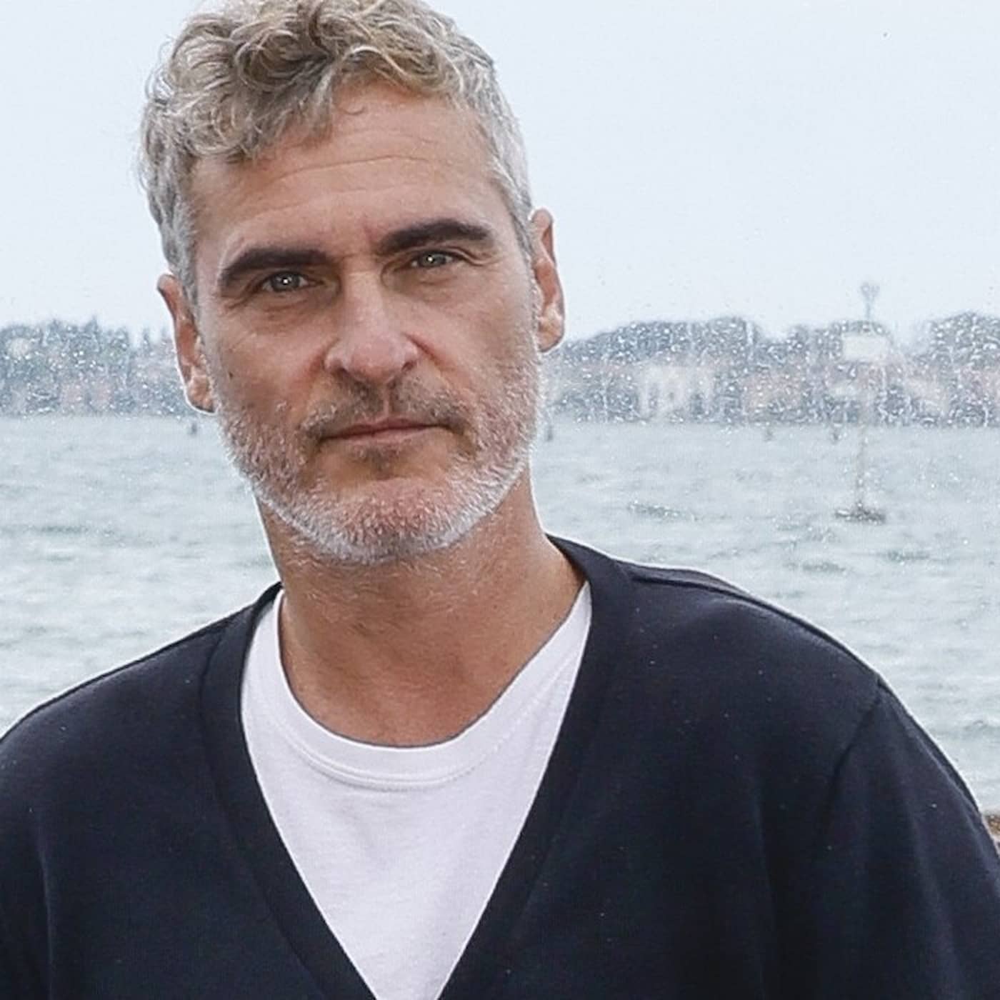 Joaquin Phoenix: ”Vägen in i Jokern gick via Kiss”