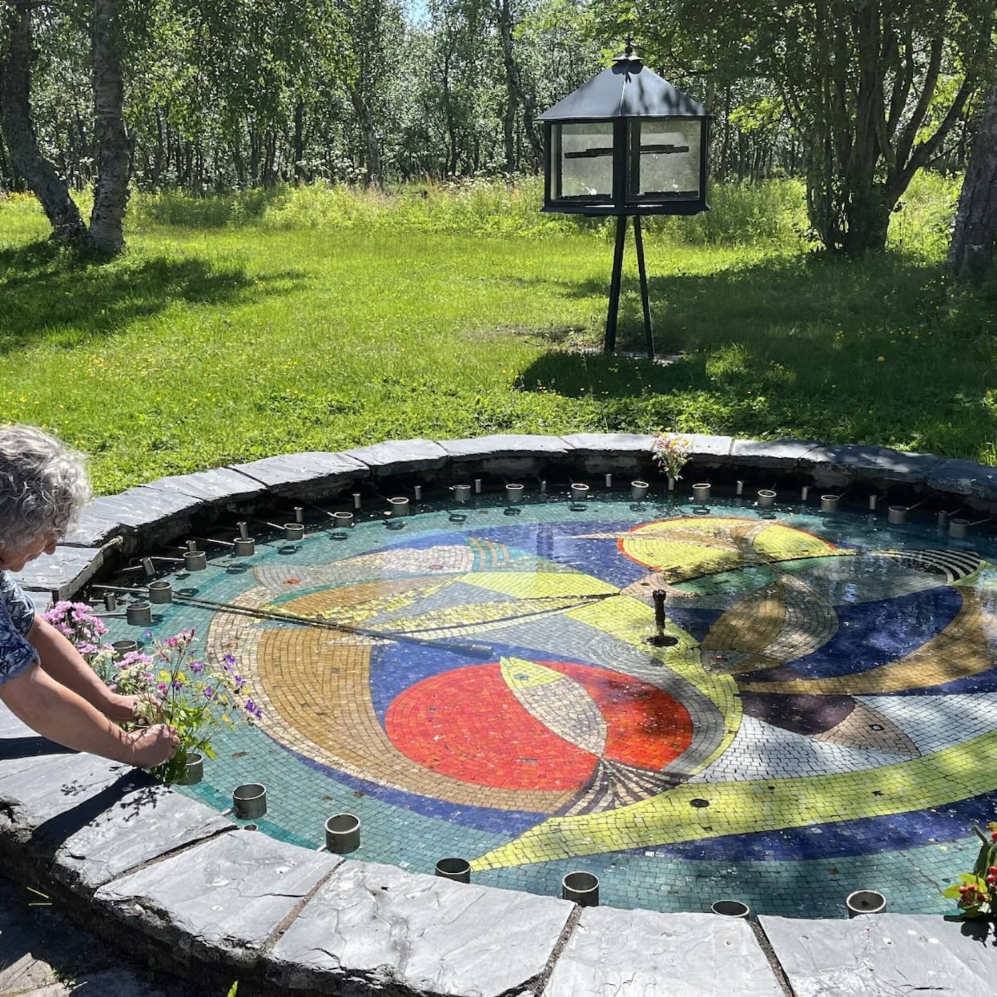 De döda i Kiruna måste också flytta