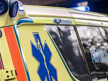 En allvarligt skadad efter lägenhetsbrand i Karlstad