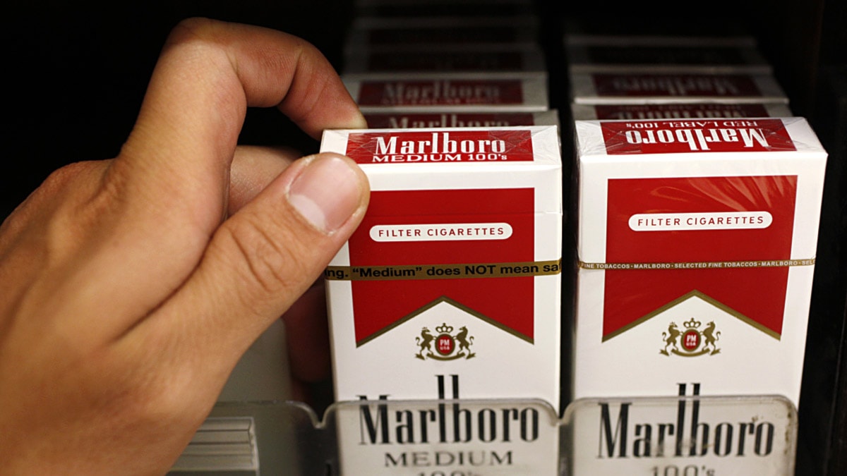 arsenic cigarettes Controls on the Valence Species of in Tobacco Smoke: XANES Investigation with Implications for Health and Regulation Arsenic Poison Vintage Medicine Poison