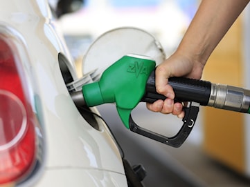 Priset på bensin och diesel rusar – fler höjningar väntas