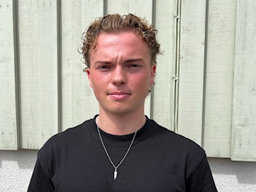 Många unga fotbollskillar skaffar agent: ”Det normala nu”