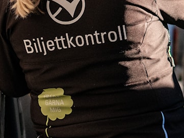 Man åkte utan biljett 50 gånger – får böta 75 000