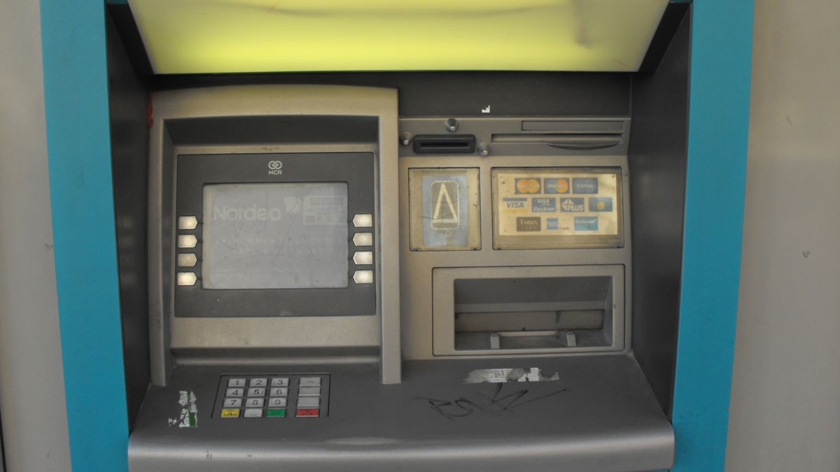 Bankomat Där Man Kan Sätta In Pengar