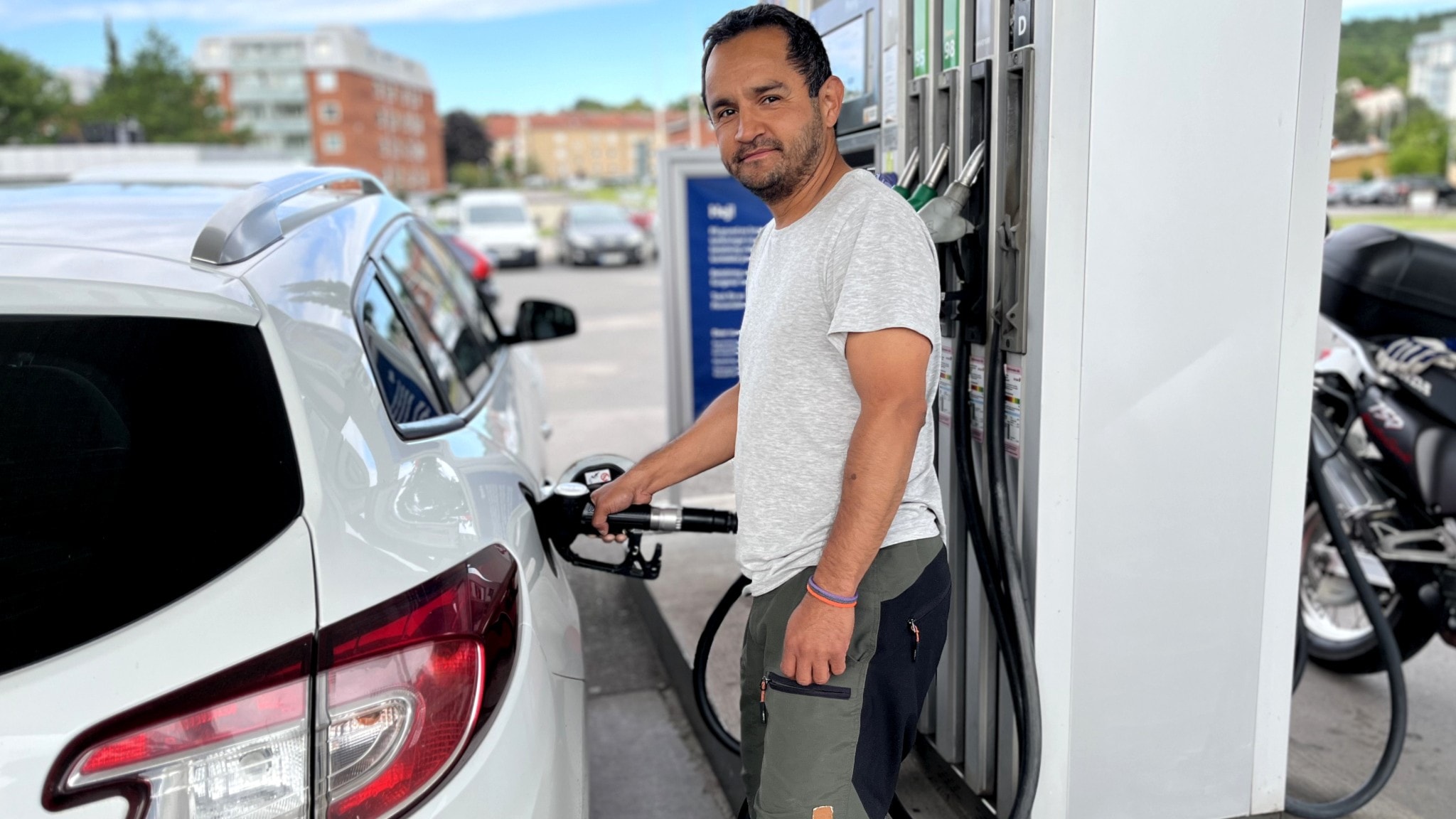 Nu sänks priset på drivmedel – 3 kronor per liter