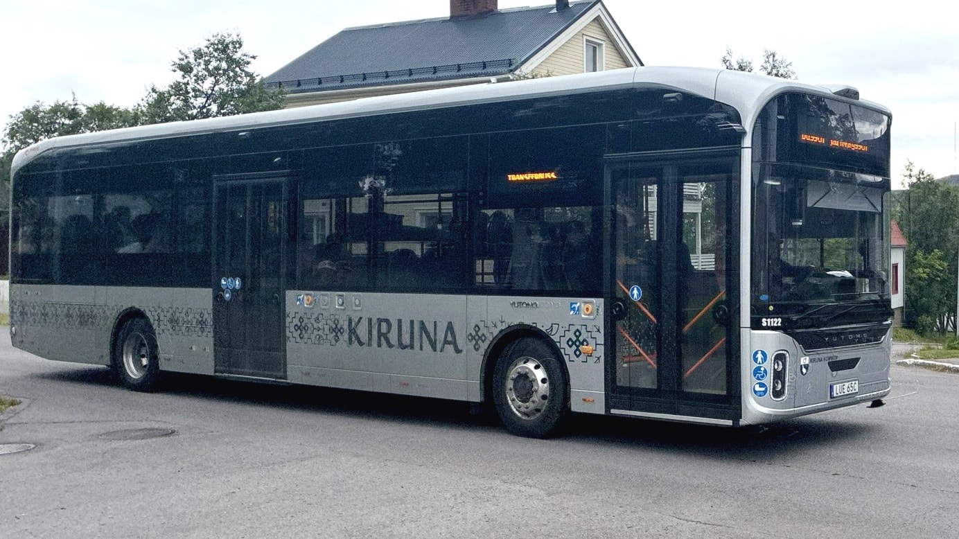 Nya elbussar i Kiruna rustade för minusgrader