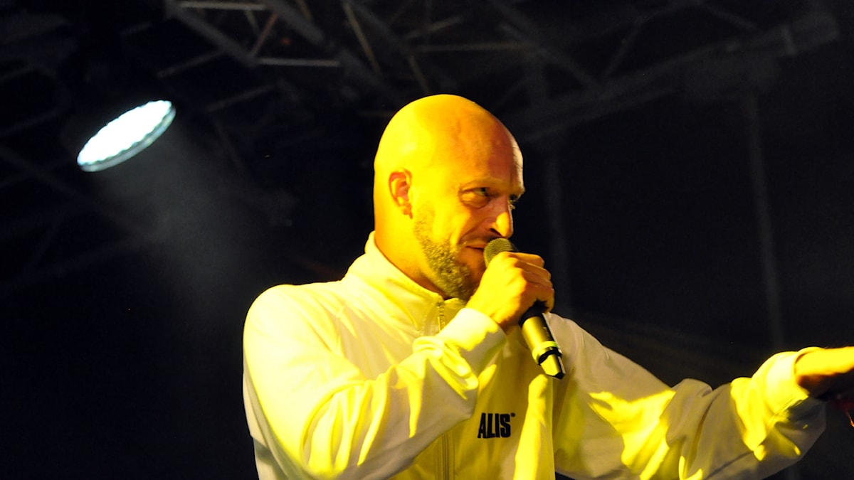 General Knas En God Vän